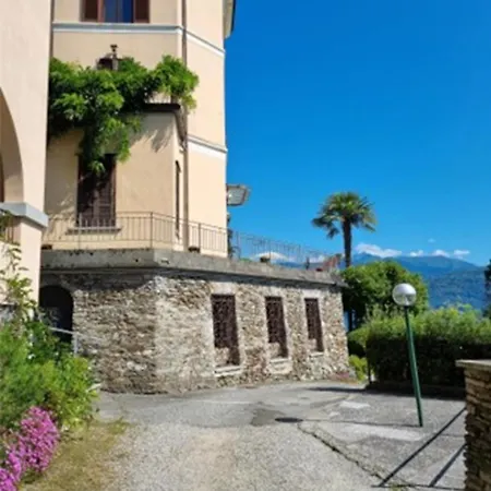 Camelie With Private Apartment