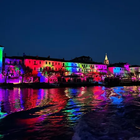 Camelie With Private *