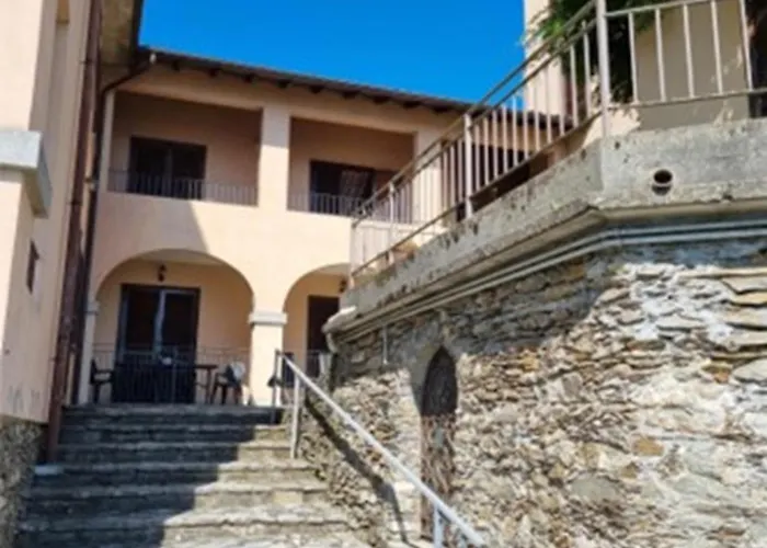 Camelie With Private *